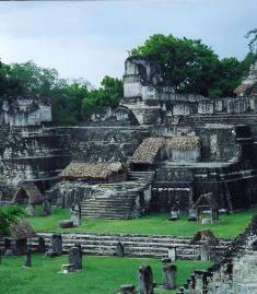 Tikal200318